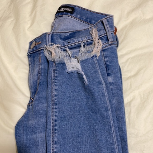 Like new. Ripped Express jeans. Washed blue. - Picture 5 of 5